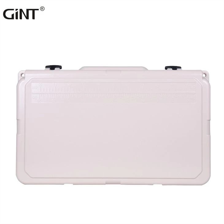 Plastic Insulated Portable Beer Can Drinking Rotomolded Cooler Box